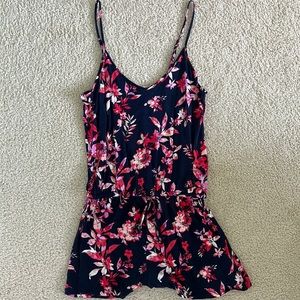 Aeropostale: Floral Romper